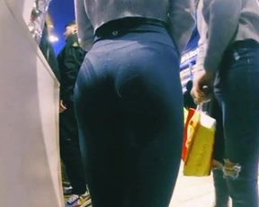 Teen with a delicious ass in blue pants(Part 1)