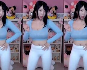 Twitch Camgirl 6