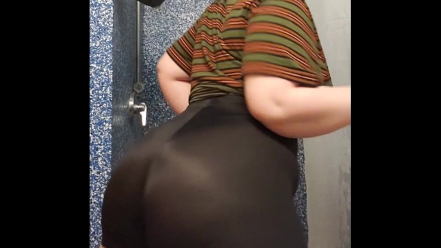 Thicc College Girl Twerks In Spandex In Dorm Bathroom Analsee