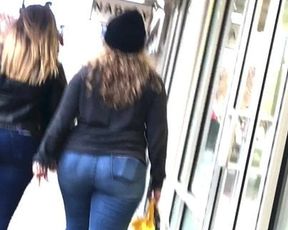 Mega Booty Latina (Jeans)