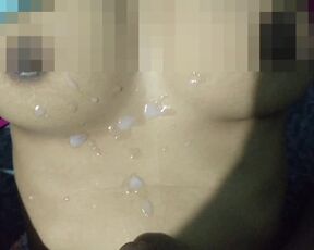 My Girlfriend's first Boobs Cumshot