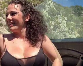 R0zyo M changing clothes and showing her big tits outdoors