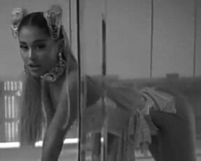 Get hard with ARIANA GRANDE... OH MY!