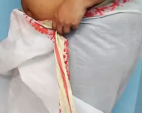 Hindi hot mom saree open video - Hot