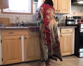 I fuck pakistani stepmother in the kitchen slut before dad arrives