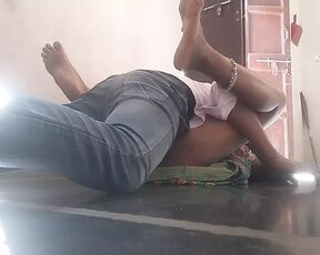 Telugu lovers fucking in home suddenly come some one