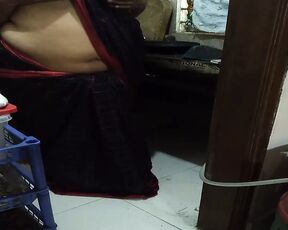 Desi Hot StepMom in Saree without Blouse fucked by StepSon While cooking - DESTROYED HER BIG ASS & CAME INSIDE (Tamil)